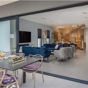 Luxury Beachfront Villa with Heated Infinity Pool near Trogir, Sleeps 8